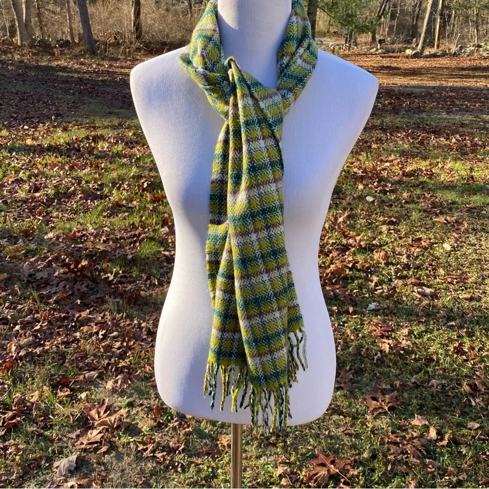 SCARF SCOTLAND CASHMERE GREEN WHITE PURPLE PLAID FRINGE ACCESSORY MUFFLER